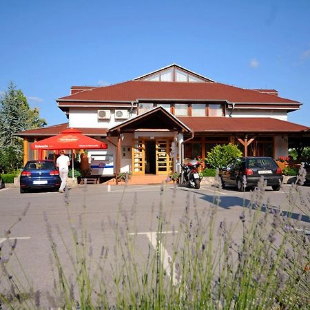 Hotel Plitvicka Vrela Grabovac  Exterior foto